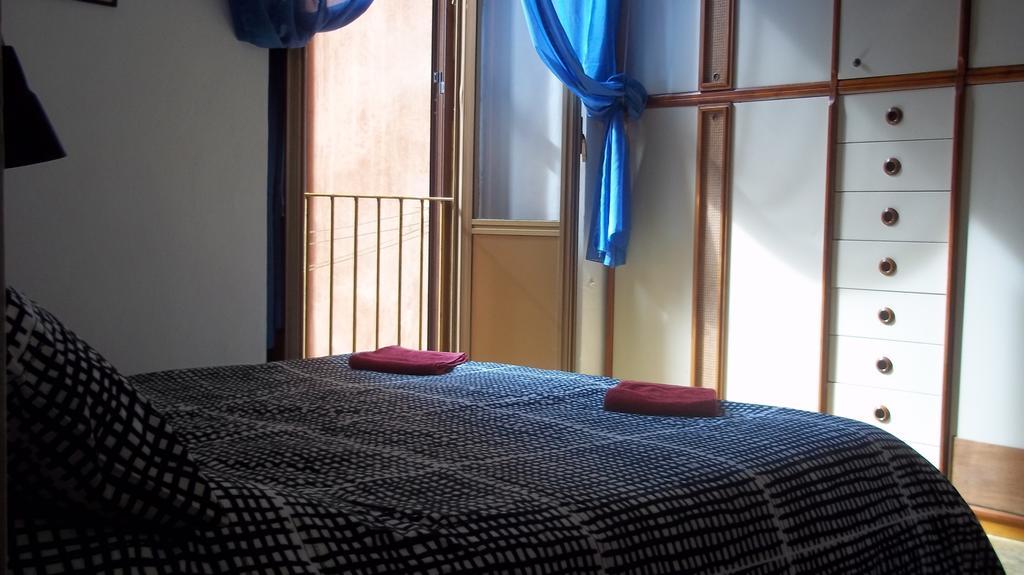 ローマIl プレトリアノアパートメント 部屋 写真